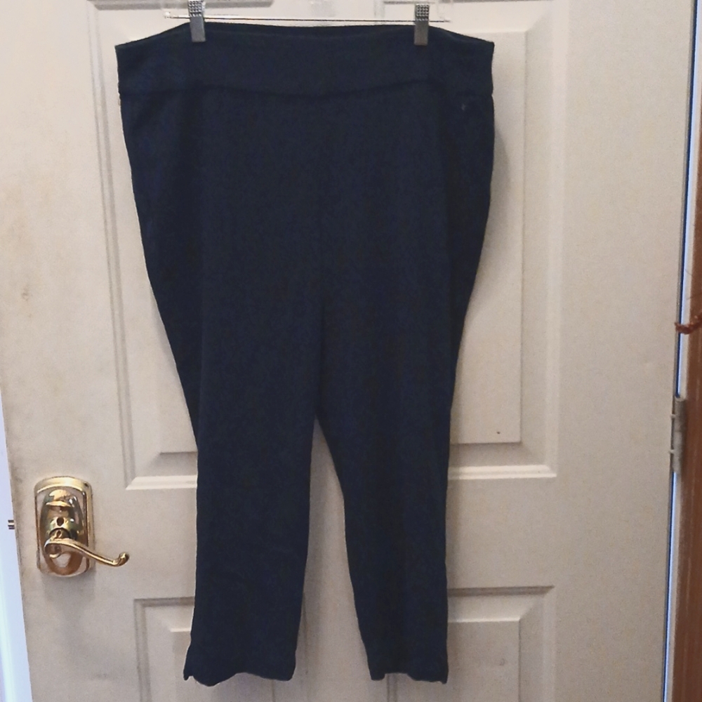 Roz and Ali dark blue/black capri